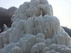 -大平台龙居瀑布旅游区