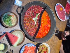 -萍姐火锅·公路夜市(武汉首店)