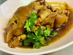 -Kha Mu Charoensang(Silom)