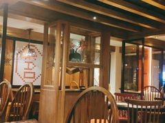 大堂-江边城外烤全鱼(方庄时代购物中心店)