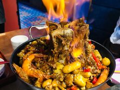 -胖哥俩肉蟹煲(湖滨银泰in77店)