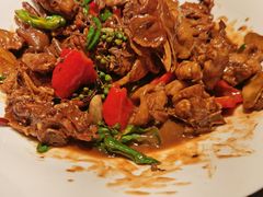 -梅飞酒家(名辉豪庭店)