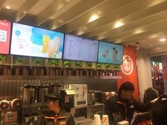 -CoCo都可(湖滨银泰店B区店)