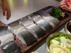 -围炉肉舍•炭烤活鳗•丹东海鲜烤肉(步行街店)