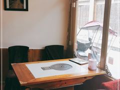 靠窗位-顺顺小吃(独克宗古城店)