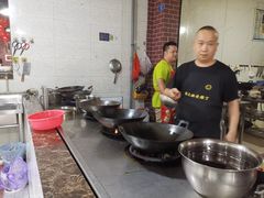 -彭大姐老店黄辣丁(新津店)