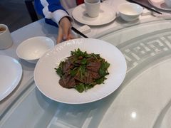 香菜拌牛腱-西湖春天•老字号杭州菜(百汇店)