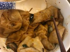 一两开洋-笑来喜馄饨小笼工坊店(湖滨街店)
