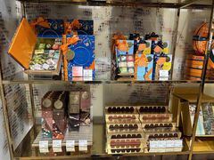 -VENCHI 闻绮(北京汉光店)