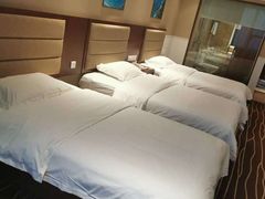 -怡华威斯达酒店(重庆医科大学附属儿童医院店)