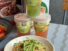 -肥肥虾庄·金牌油焖大虾(杨园滨江时代walk店)