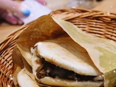 肉夹馍（肥瘦）-中原一大碗(湖滨店)