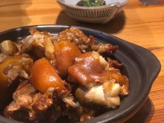 青岩卤猪脚-野山舂·贵州现舂酸汤火锅(鸿通城店)