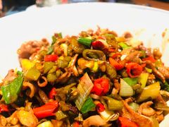 -老湘村·湖南土菜(天河维多利店)