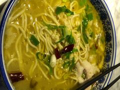 -轻捞慢起面馆(新世界百货店)