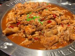 鸡爪煲-胖哥俩肉蟹煲(长沙高铁吾悦广场店)