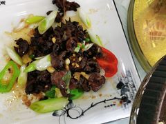 -撒拉人家.酸菜牦牛肉火锅