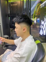 -不迫先生专业男士剪发