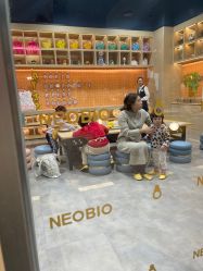 -奈尔宝家庭中心·亲子餐厅(北京东坝万达店)