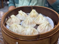 -莱莱小笼·乔艾