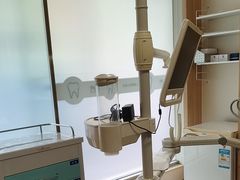 -上海仁爱医院口腔科 · 种植