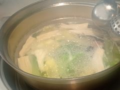 -三个椰子·现砍椰子鸡(金源CBD店)