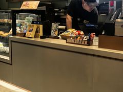 -星巴克臻选(上海中环广场2F店)