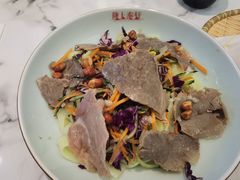 大片黄牛肉凉皮-陇上秦轩西安biangbiang面(滨江开元广场店)