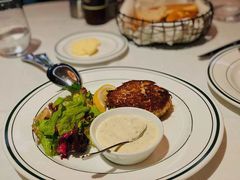 招牌蟹肉饼-Wolfgang’s Steakhouse 沃夫冈牛排馆(上海白玉兰广场店)
