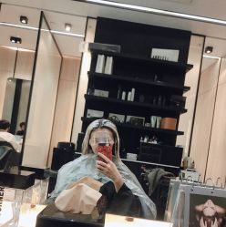 -HAIR CORNER