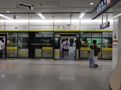 -靖江路(地铁站)
