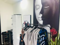 -CE·专业蛋白•羽毛接发·潮色烫染品牌店