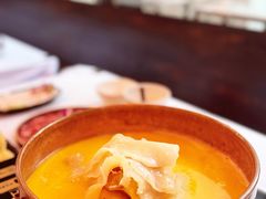 -鲜入围煮花胶鸡海鲜火锅