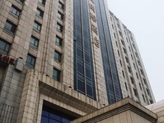 -锦龙国际酒店(天津奥体中心华苑地铁站店)