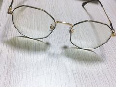 -回瑞眼镜·蔡司·依视路官方授权店(广益路万达店)