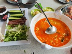 -巧克力渔家.小船海鲜胶东菜(三浴场店)