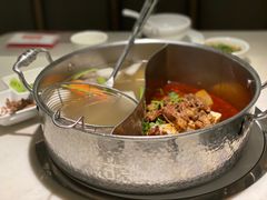-左庭右院鲜牛肉火锅(浦江欢乐颂店)