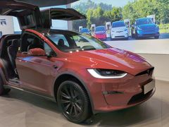 -TESLA 特斯拉(上海太古汇体验店)