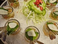 -大头虾越式风味餐厅(光明广场店)