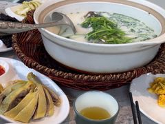 -紫藤园·天目湖大鱼头(南山竹海店)