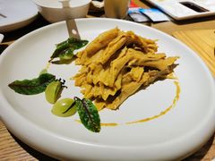 芥末鸭掌-小大董·烤鸭(王府井apm店)