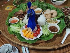 -沐毫傣泐云南菜孔雀宴•手抓饭傣味烧烤(曼听公园店)