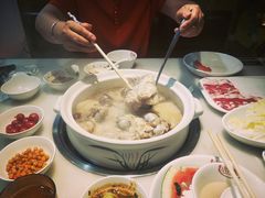 招牌筒骨砂锅-小骨煲金华砂锅(转塘金街美地店)