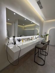 -VE专注问题肌·赛诺龙&科学美肤中心