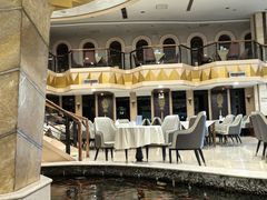 -碧中海汤泉汗蒸酒店