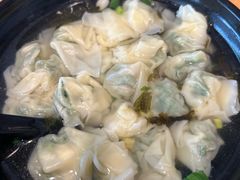 -真真鲜馄饨店(启蒙路店)