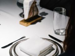 -Mogul Eatery·大亨餐酒馆