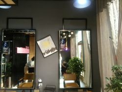 -MOVAN  HAIR莫凡匠人发型屋