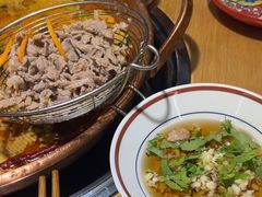 -洱火云南酸菜牛肉火锅(石景山当代商城店)