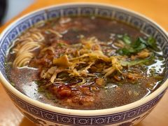 大排面-沪西老弄堂面馆(定西路店)